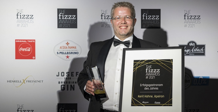 Als „Erfolgsgastronom 2021“ wurde Kent Hahne ausgezeichnet. Foto: FIZZZ Awards